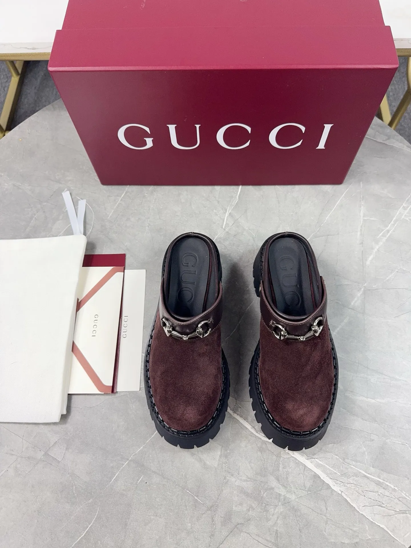 p500🐮🐮Gucci2024 new model, double GG groove thick-soled Loaf platform shoes. The original version is made 1:1. Super beautiful quality, classic model at the counter. ❶Upper: original frosted cowhide ❷Inner lining: water-dyed cowhide ❸Feet: water-dyed cowhide ❹Outsole: ultra-light original sole ❺thick sole heightening: 3.5cn ❻Packing: original packaging ❼Number: Women's 35-42 (41 42 customized, non-returnable) Men's model: 38-46 (45, 46 customized, non-returnable)